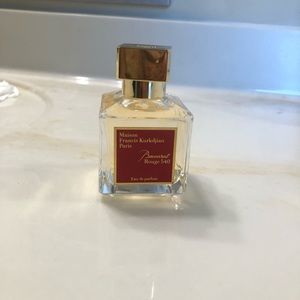 Baccarat rouge 540 perfum